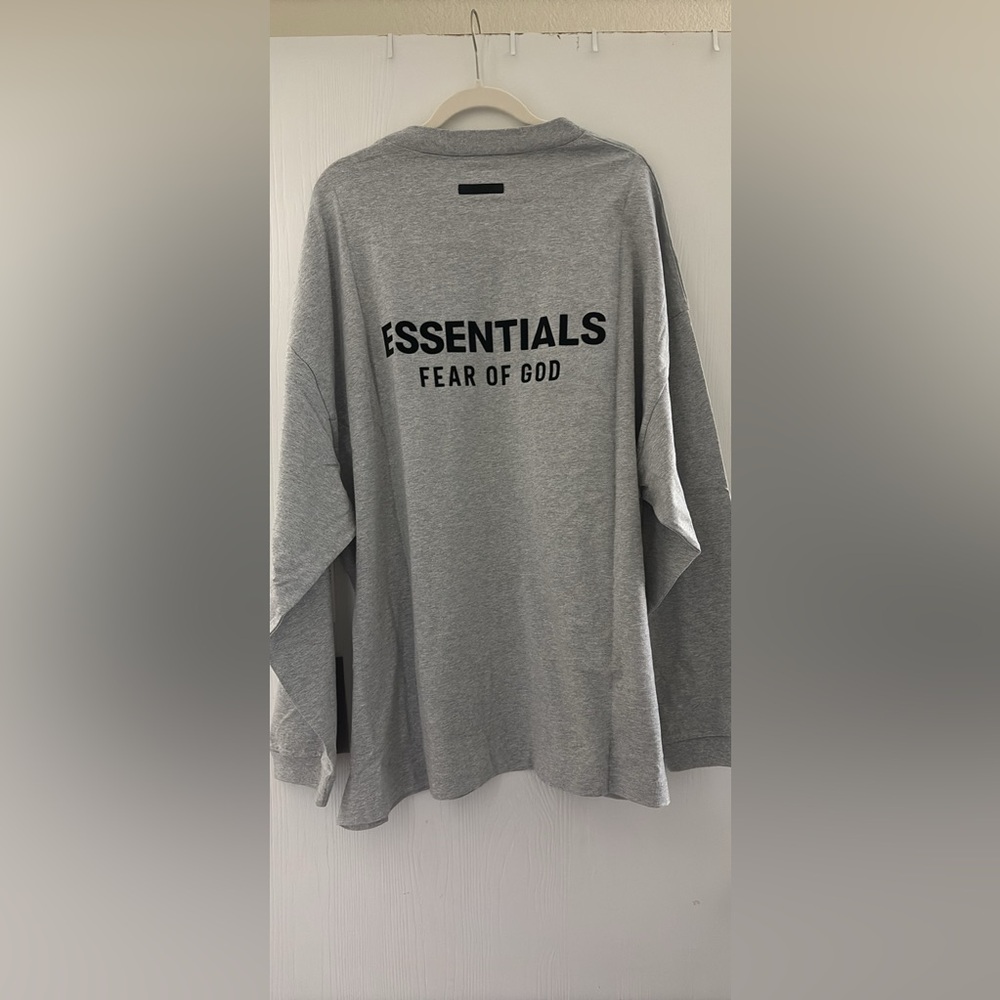 Essentials long sleeve